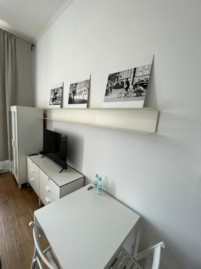 Komfortowy Apartament W Samym Centrum Wroclawiaアパートメント エクステリア 写真